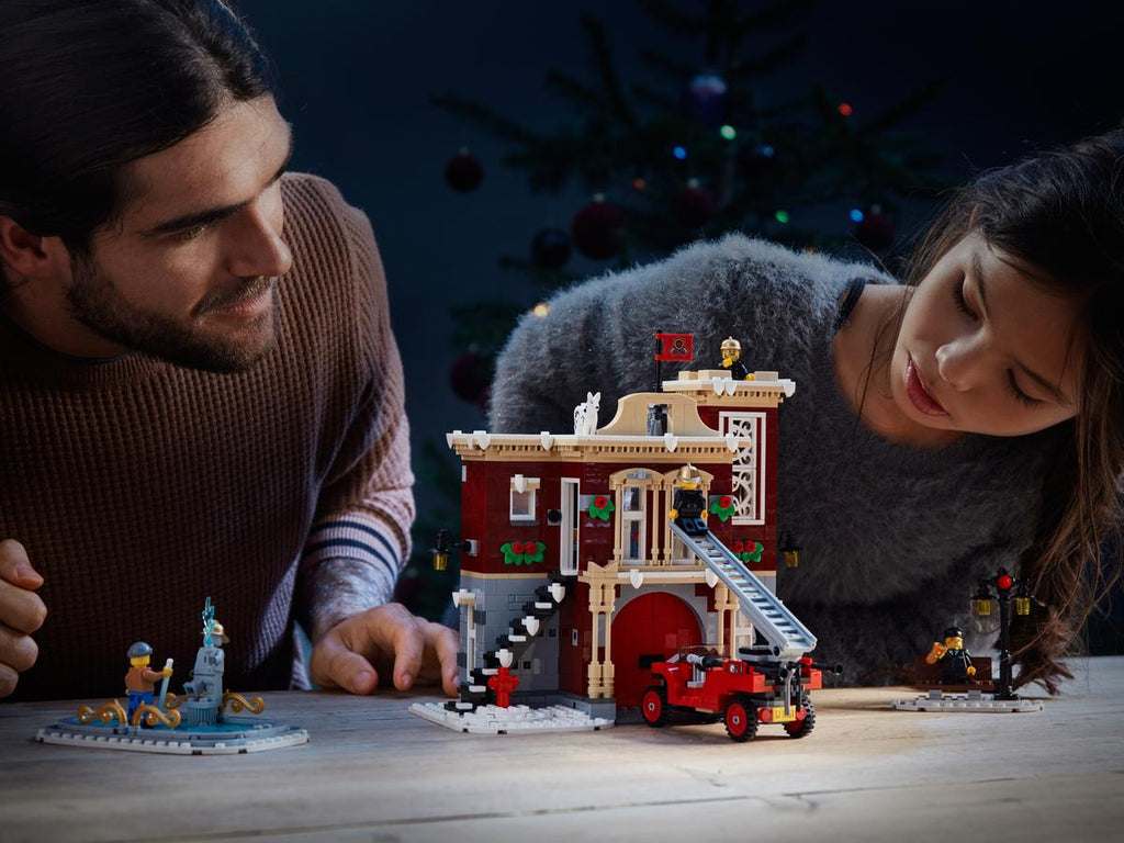 LEGO Creator Expert Brandweerkazerne in winterdorp - 10263