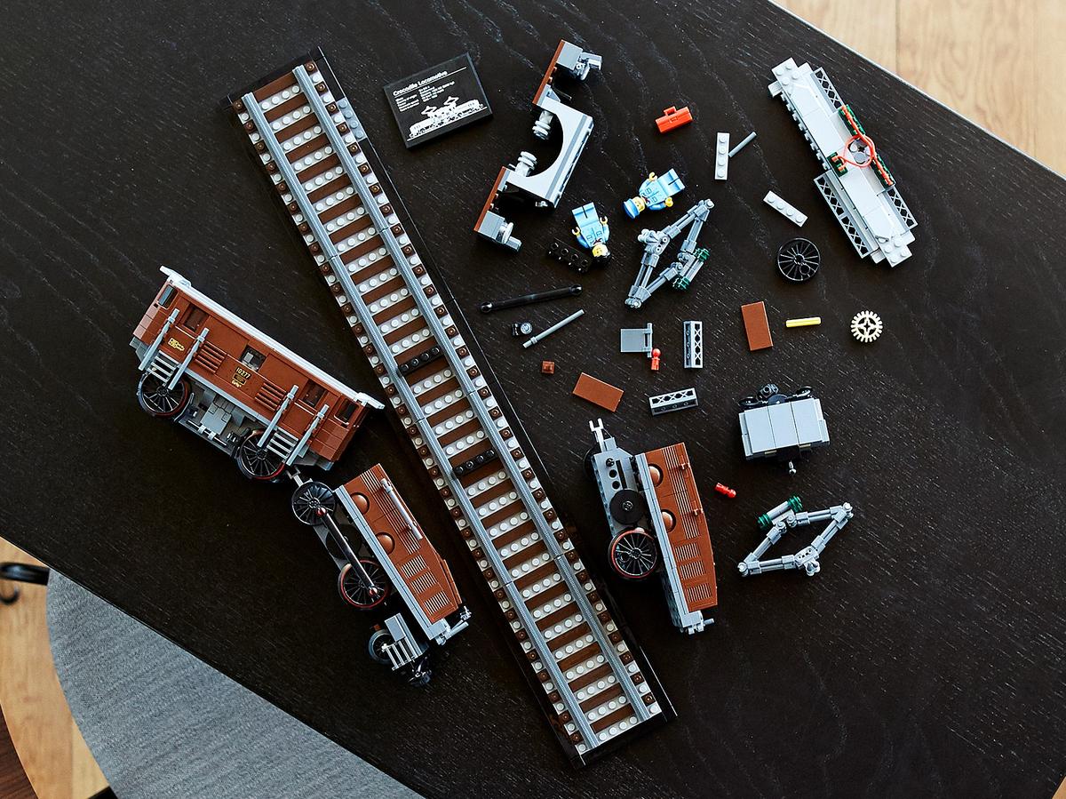 LEGO Creator Expert Krokodil Locomotief - 10277