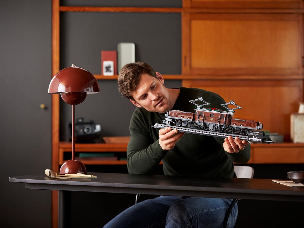LEGO Creator Expert Krokodil Locomotief - 10277