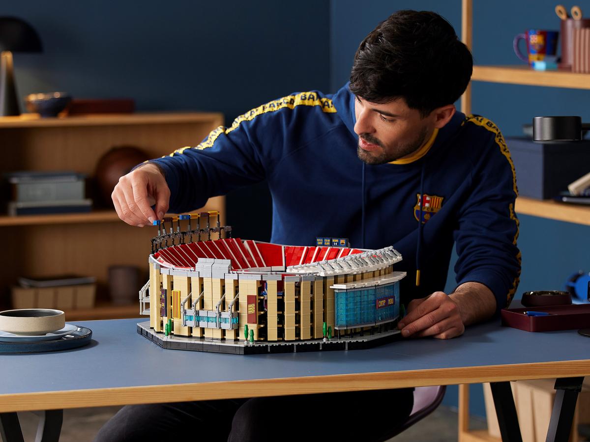 LEGO Icons Camp Nou – FC Barcelona - 10284