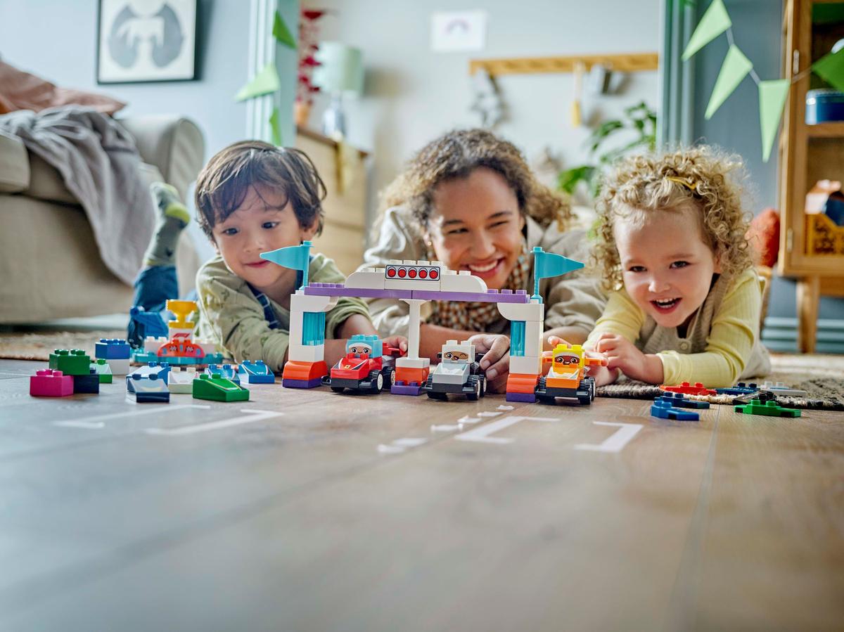 LEGO Duplo F1 team racewagens en coureurs - 10445