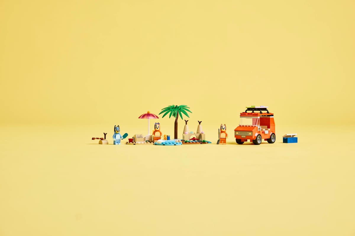 LEGO Bluey Bluey's autorit naar het strand - 11202