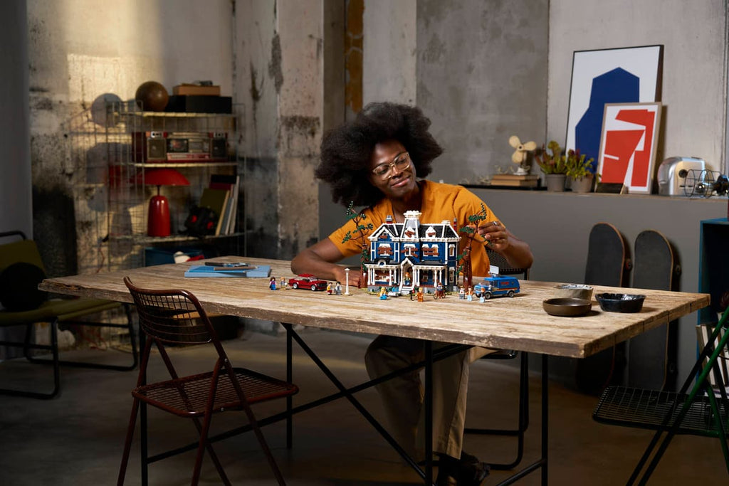 LEGO Icons Stranger Things: Het Huis van de Familie Creel - 11370
