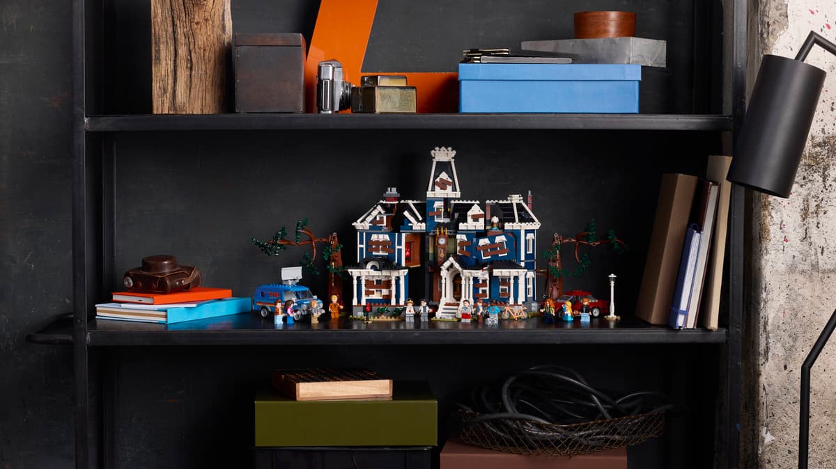 LEGO Icons Stranger Things: Het Huis van de Familie Creel - 11370