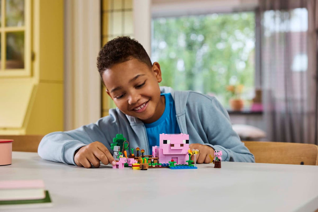 LEGO Minecraft Het huis van het biggetje - 21268