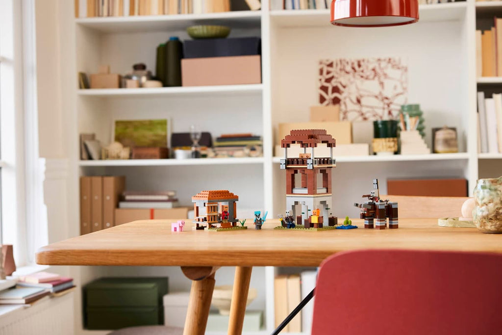 LEGO Minecraft De Plunderaar Buitenpost en Verwoester - 21278