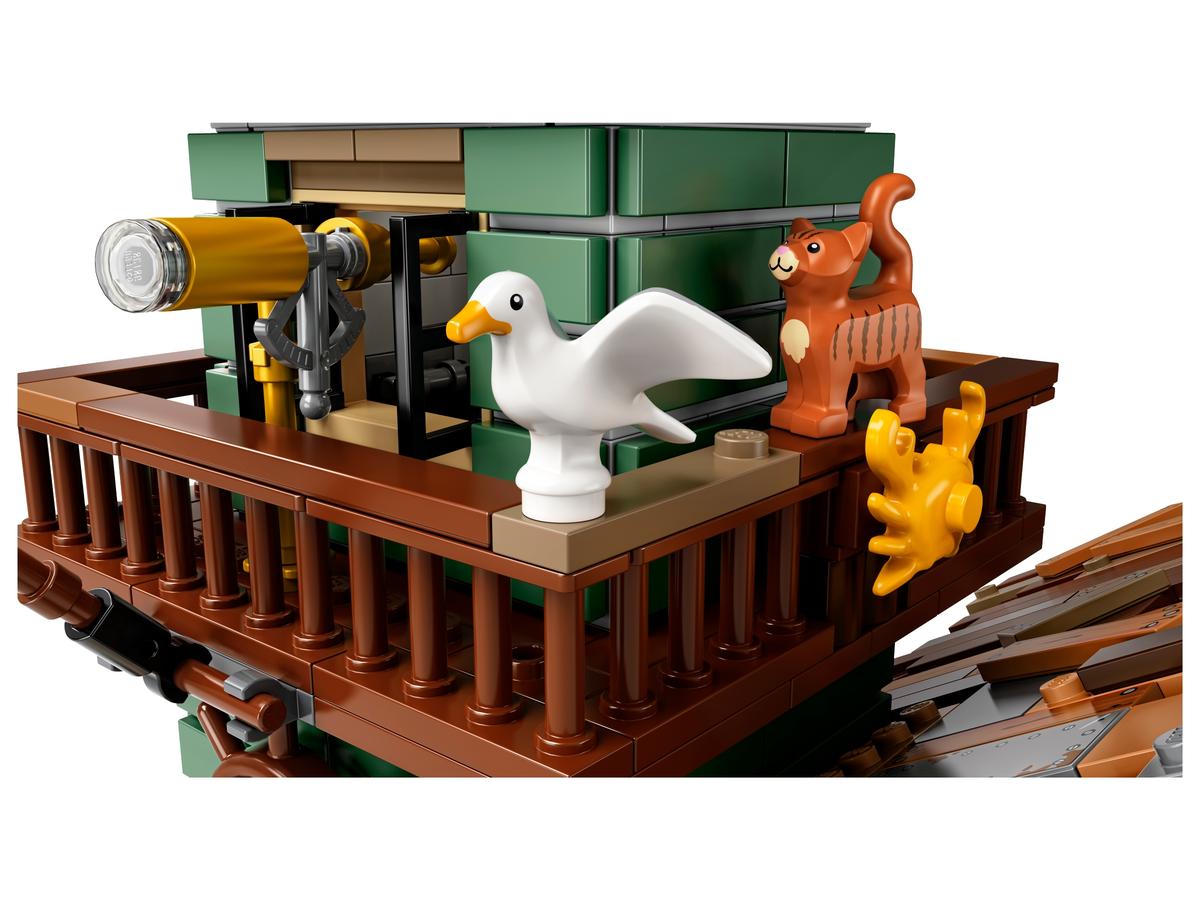 LEGO Ideas Old Fishing Store - 21310