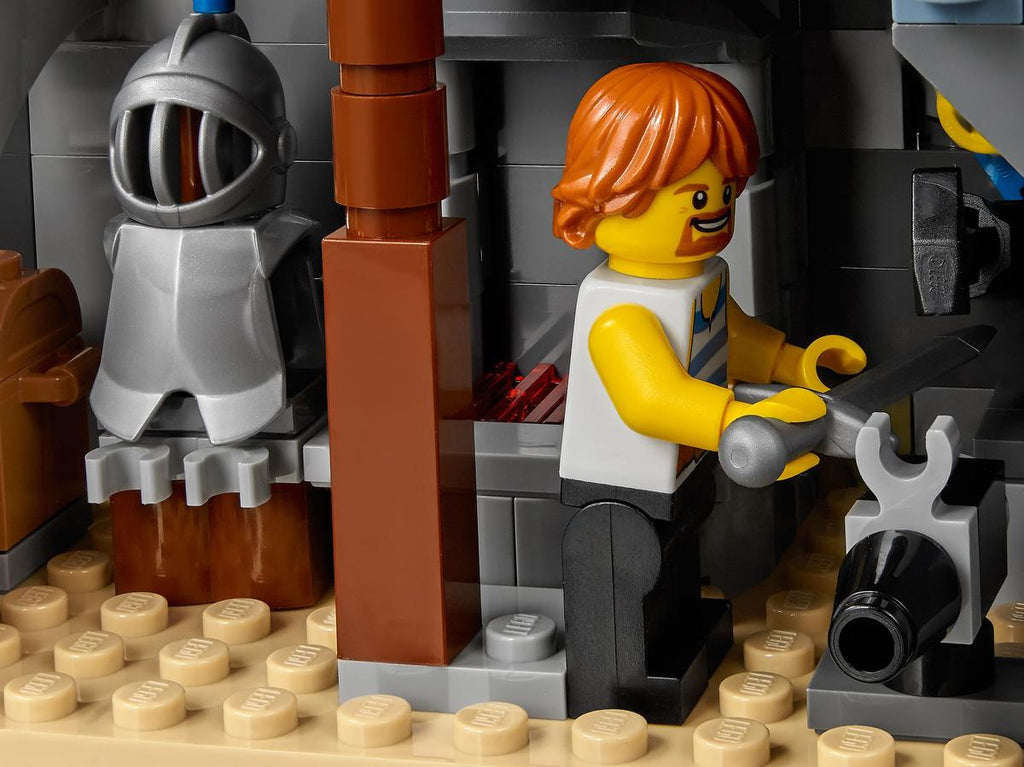 LEGO Creator 3-in-1 Middeleeuws Kasteel - 31120