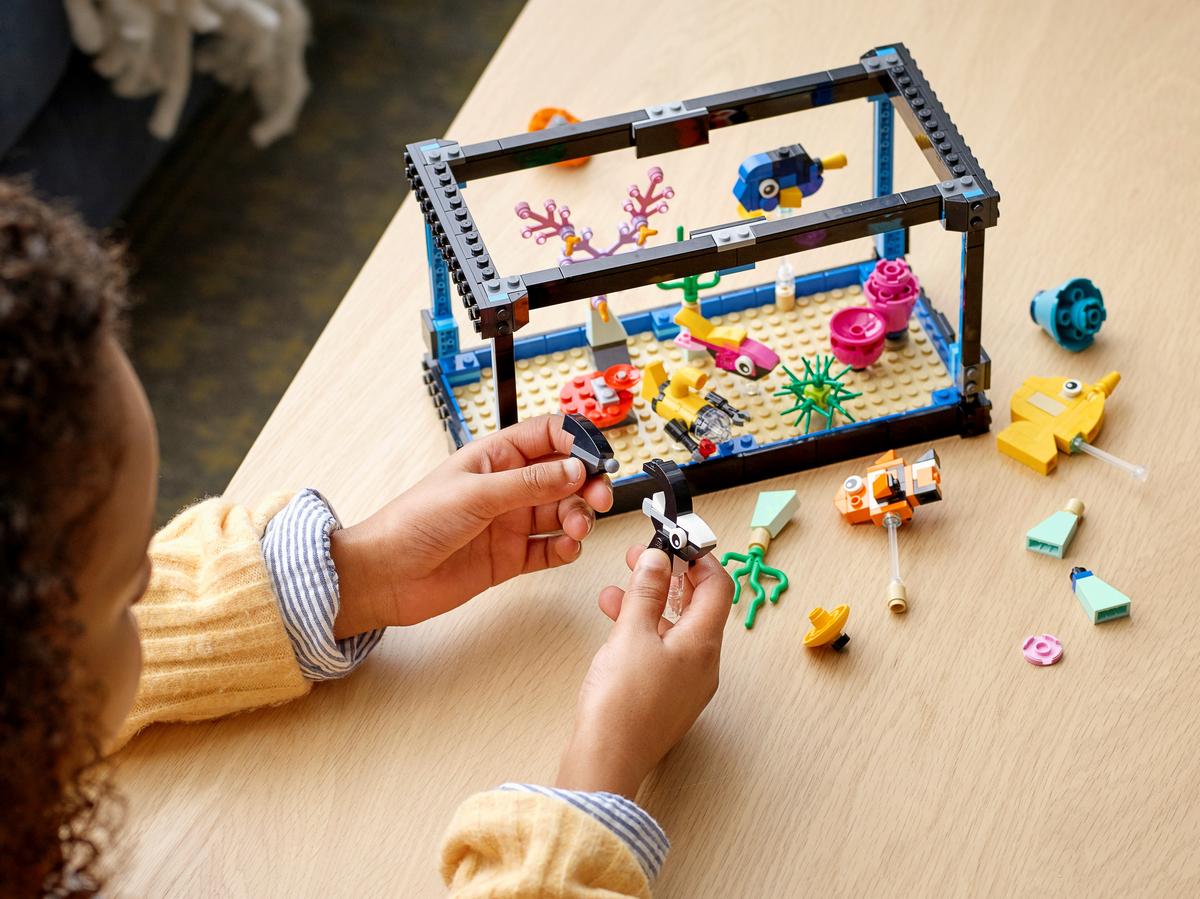 LEGO Creator 3-in-1 Aquarium - 31122