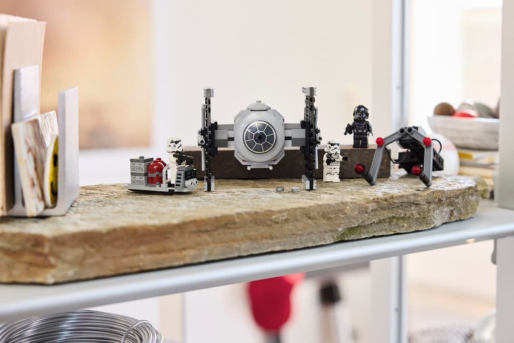 LEGO Star Wars TIE Fighter met hangarbevestiging - 40771