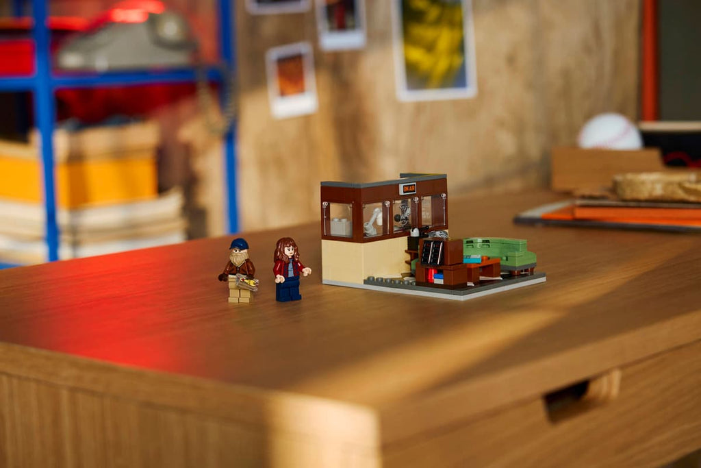 LEGO Stranger Things: WSQK radiostation - 40891