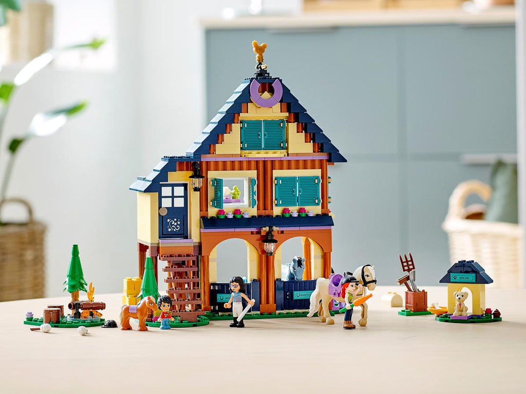 LEGO Friends Paardrijbasis in het bos - 41683