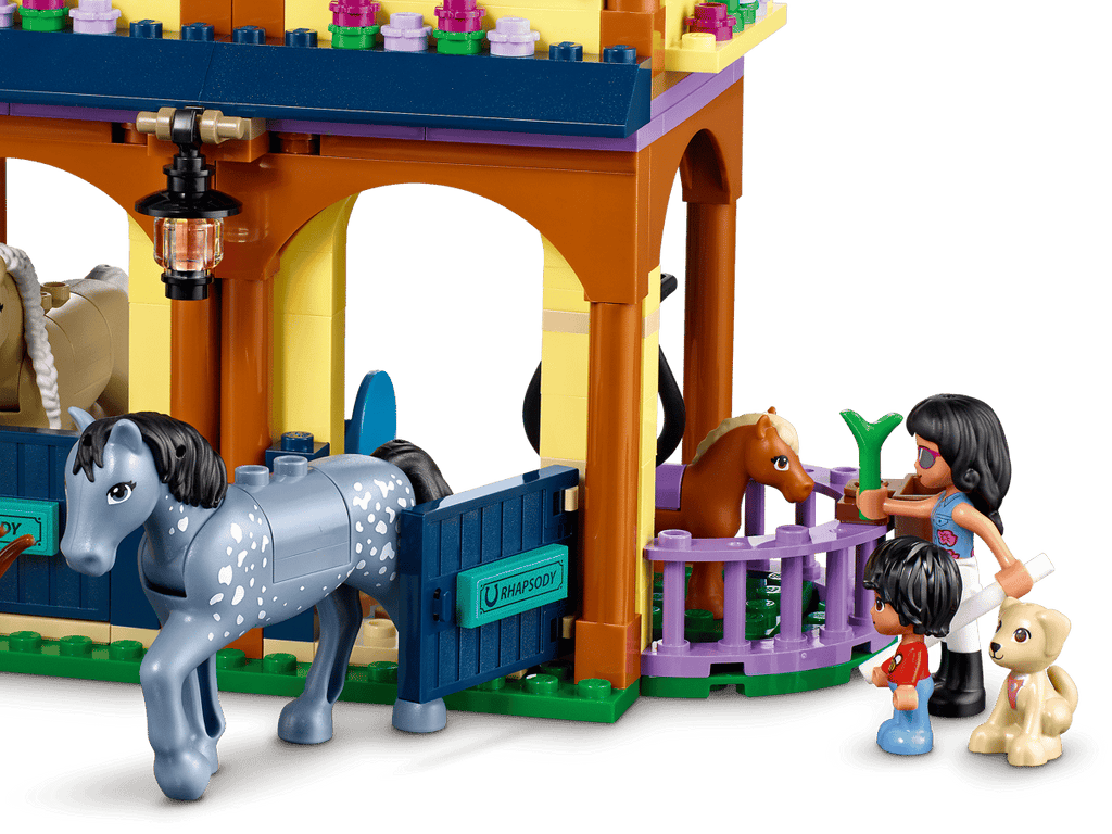 LEGO Friends Paardrijbasis in het bos - 41683