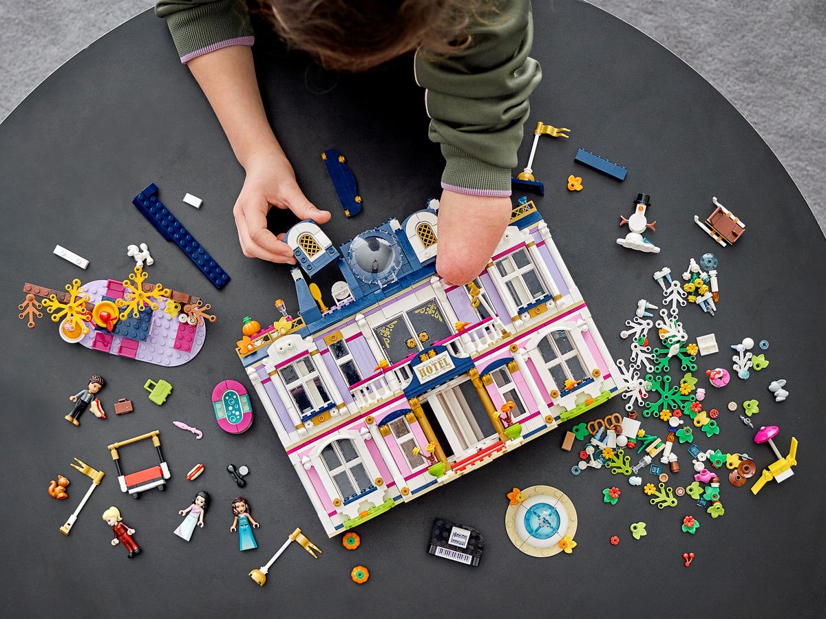 LEGO Friends Heartlake City Grand Hotel - 41684