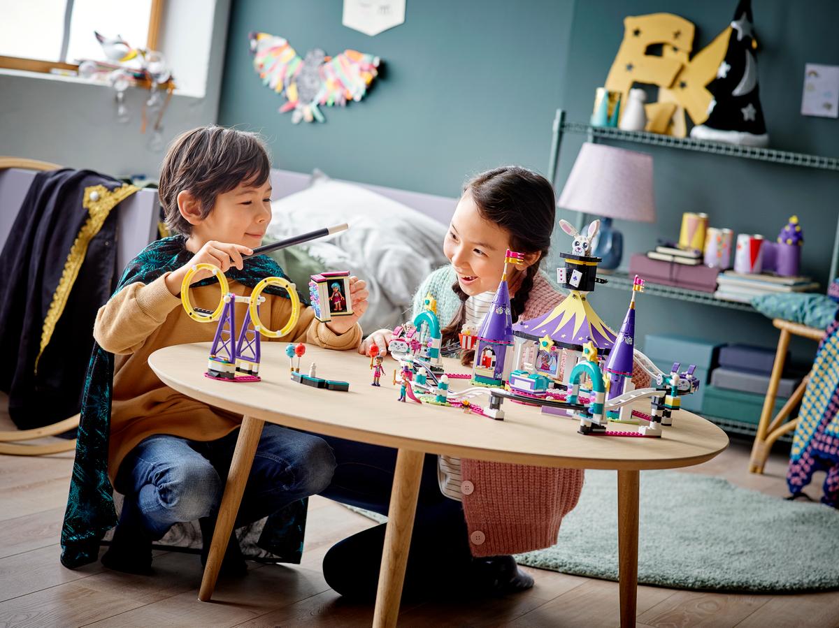 LEGO Friends Magische kermisachtbaan - 41685