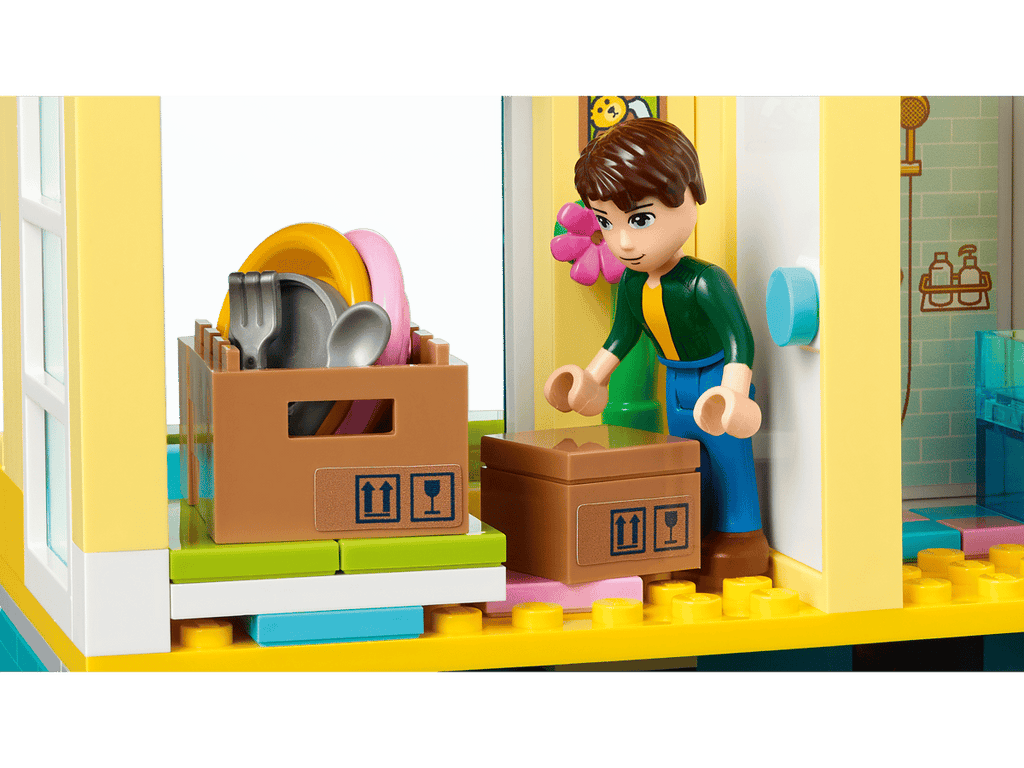 LEGO Friends Hoofdstraatgebouw - 41704