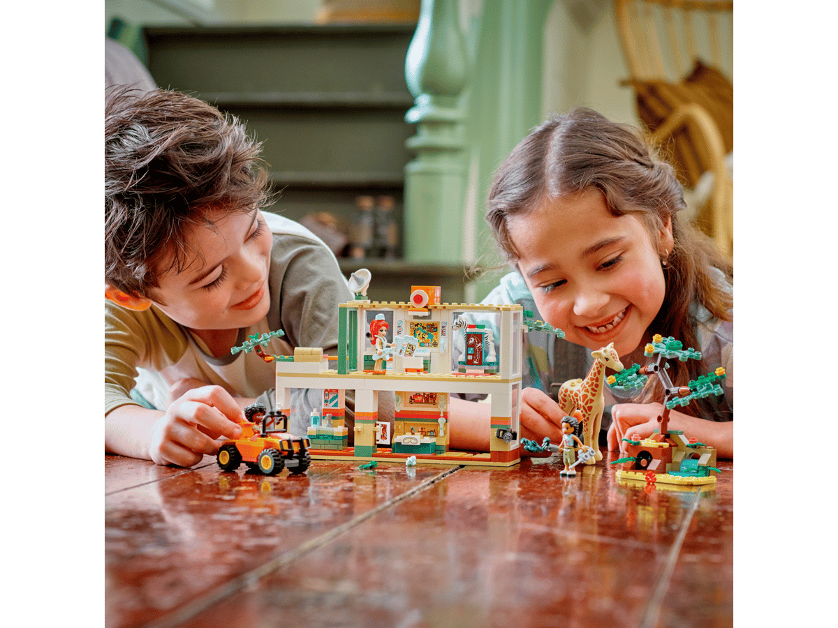 LEGO Friends Mia’s wilde dieren bescherming - 41717