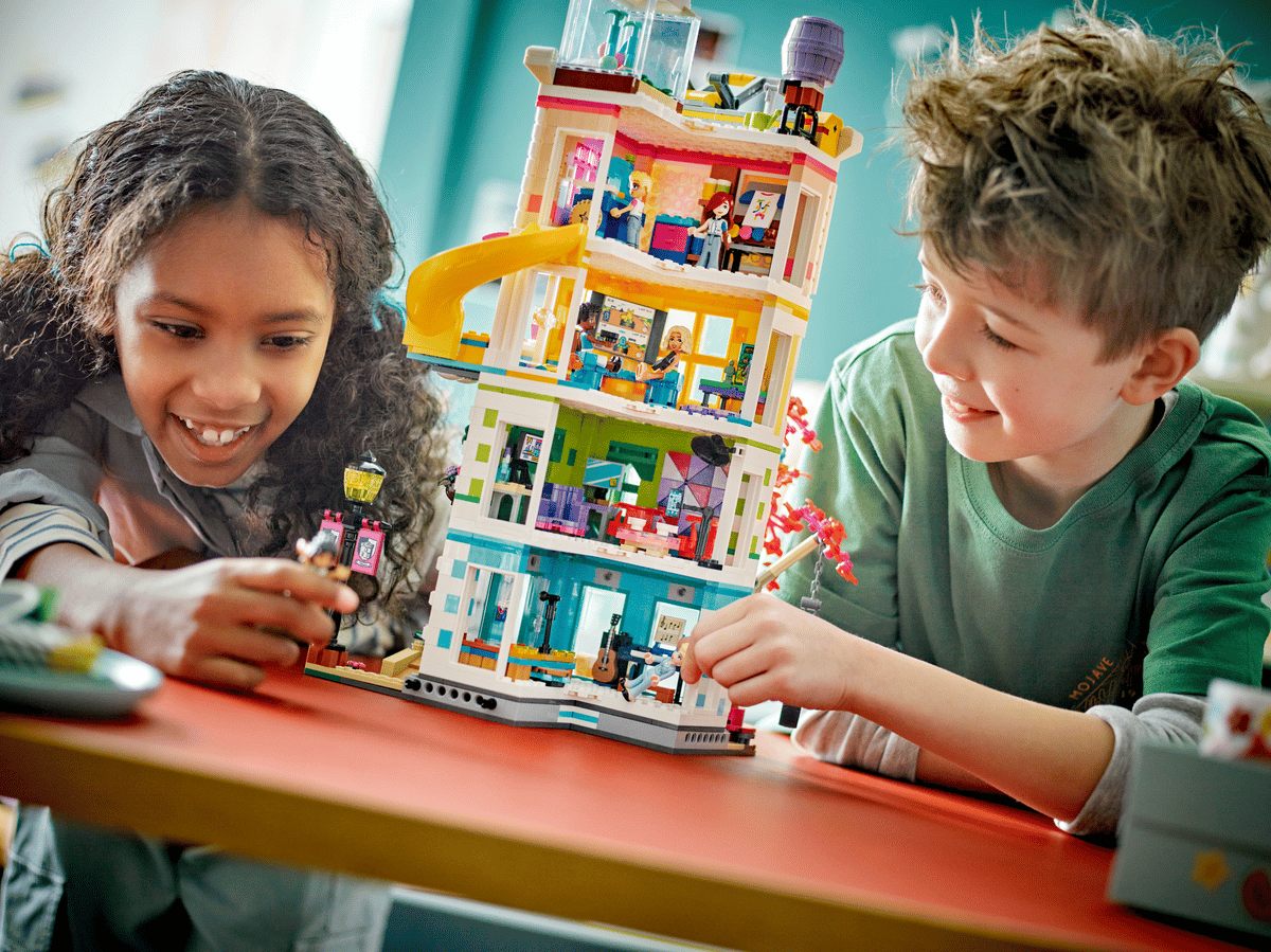 LEGO Friends Heartlake City Buurtcentrum - 41748