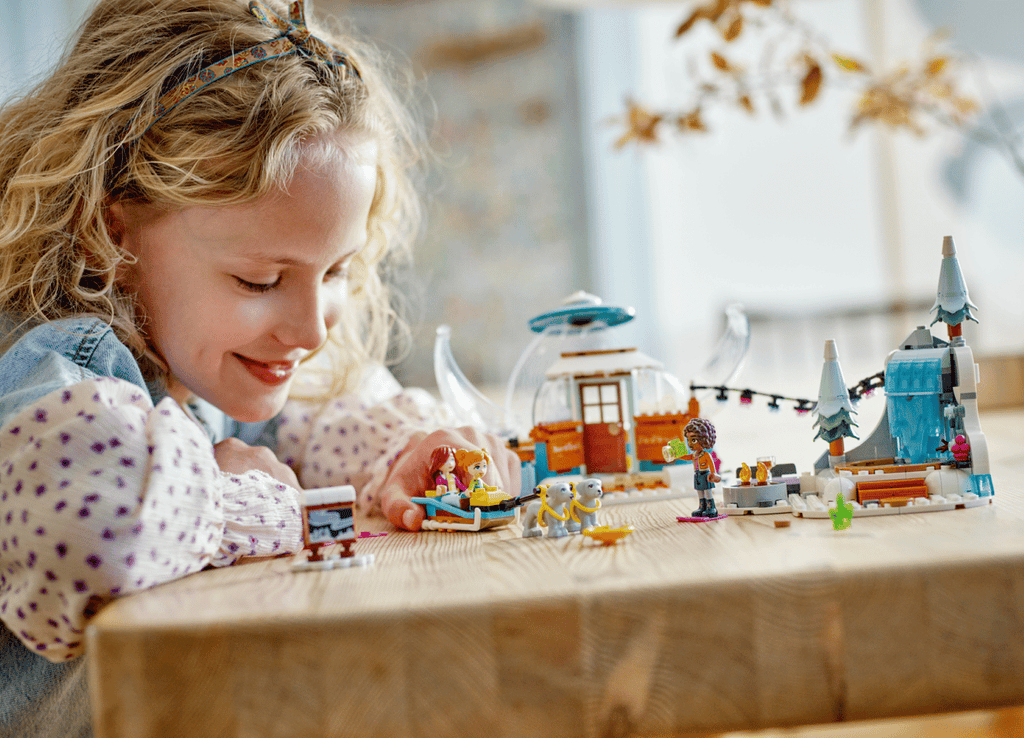 LEGO Friends Iglo vakantieavontuur - 41760