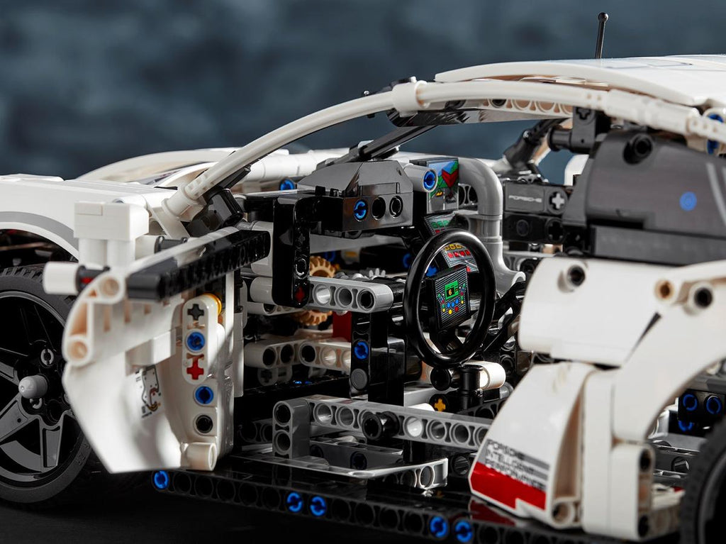 LEGO Technic Porsche 911 RSR - 42096
