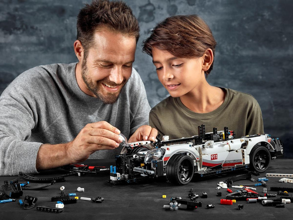 LEGO Technic Porsche 911 RSR - 42096