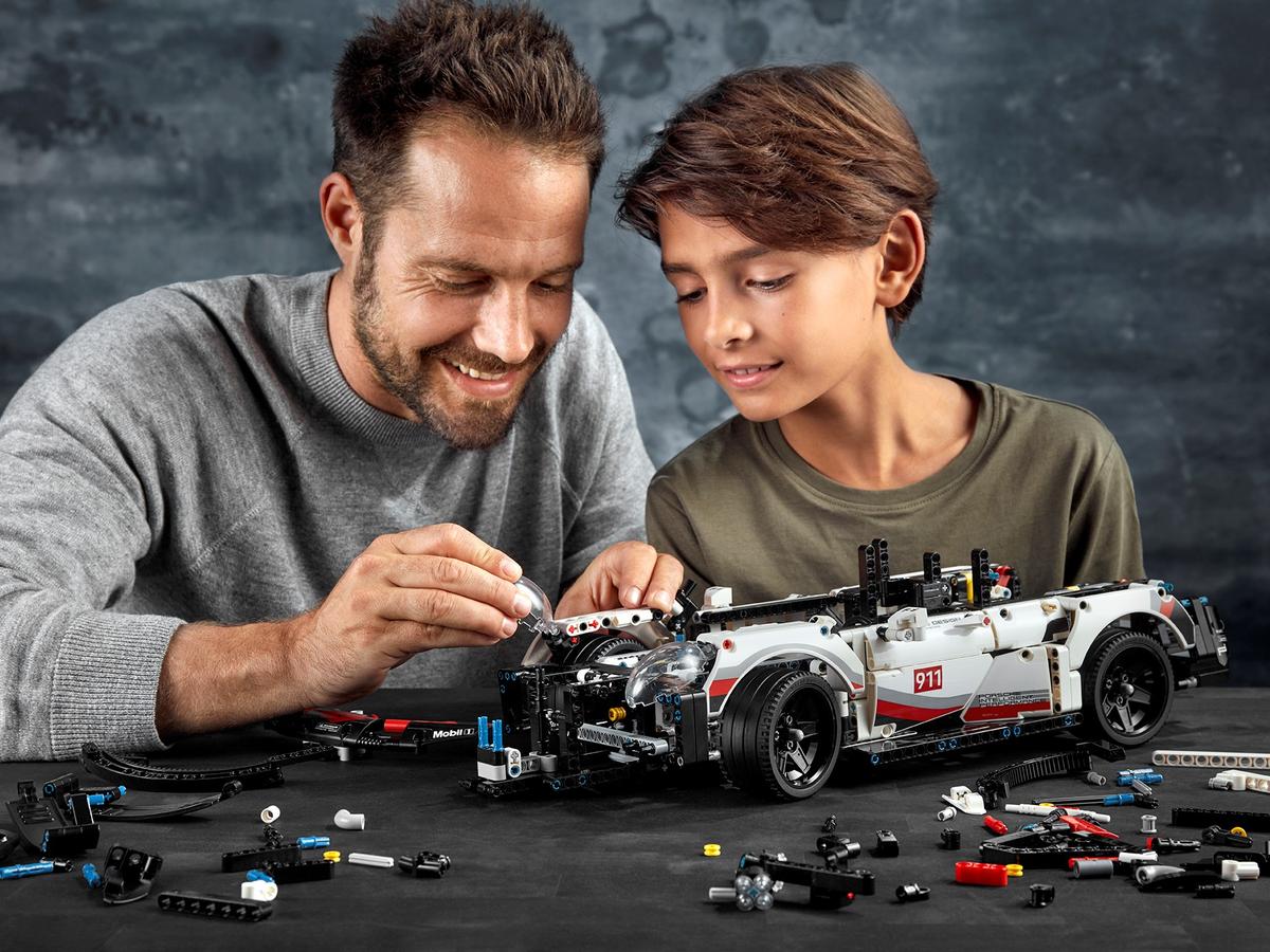 LEGO Technic Porsche 911 RSR - 42096