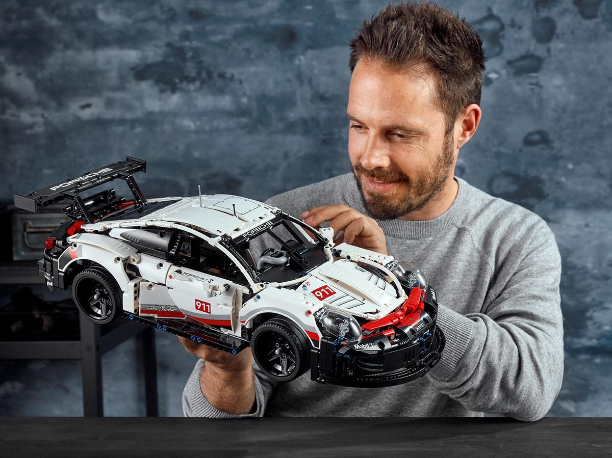 LEGO Technic Porsche 911 RSR - 42096