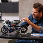 LEGO Technic BMW M 1000 RR - 42130