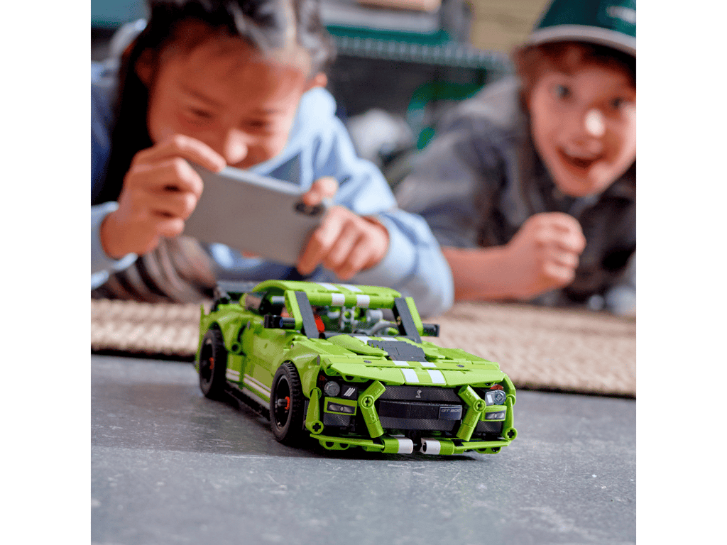 LEGO Technic Ford Mustang Shelby GT500 - 42138