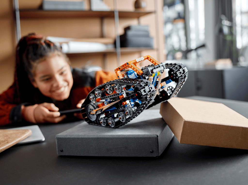 LEGO Technic Transformatievoertuig met App-Besturing - 42140