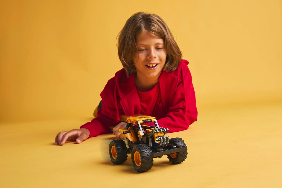 LEGO Technic Monster Jam DIGatron pull-back truck - 42199