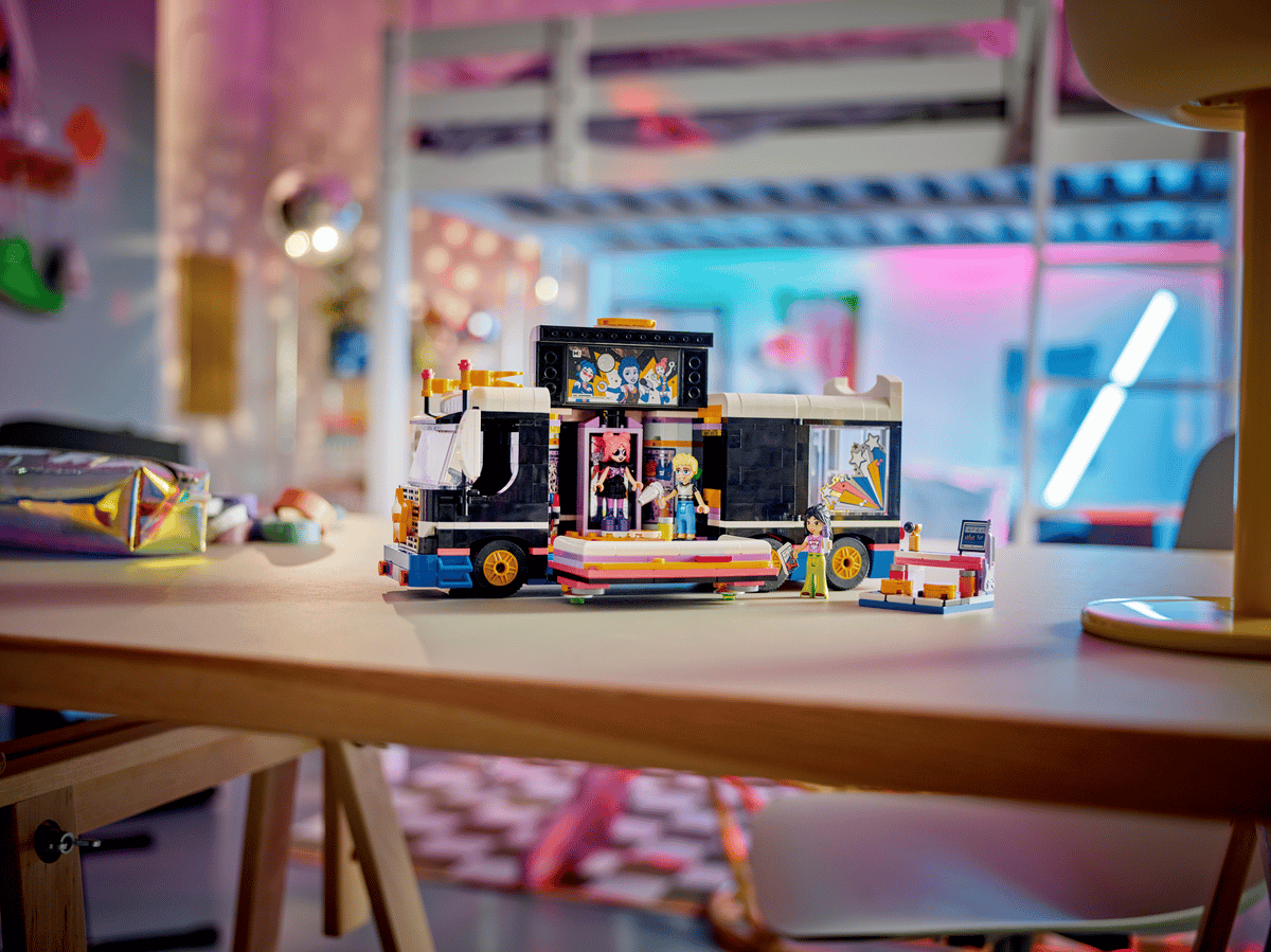 LEGO Friends Toerbus van popster - 42619