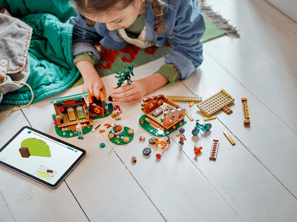 LEGO Friends Avonturenkamp knusse boshutten - 42624