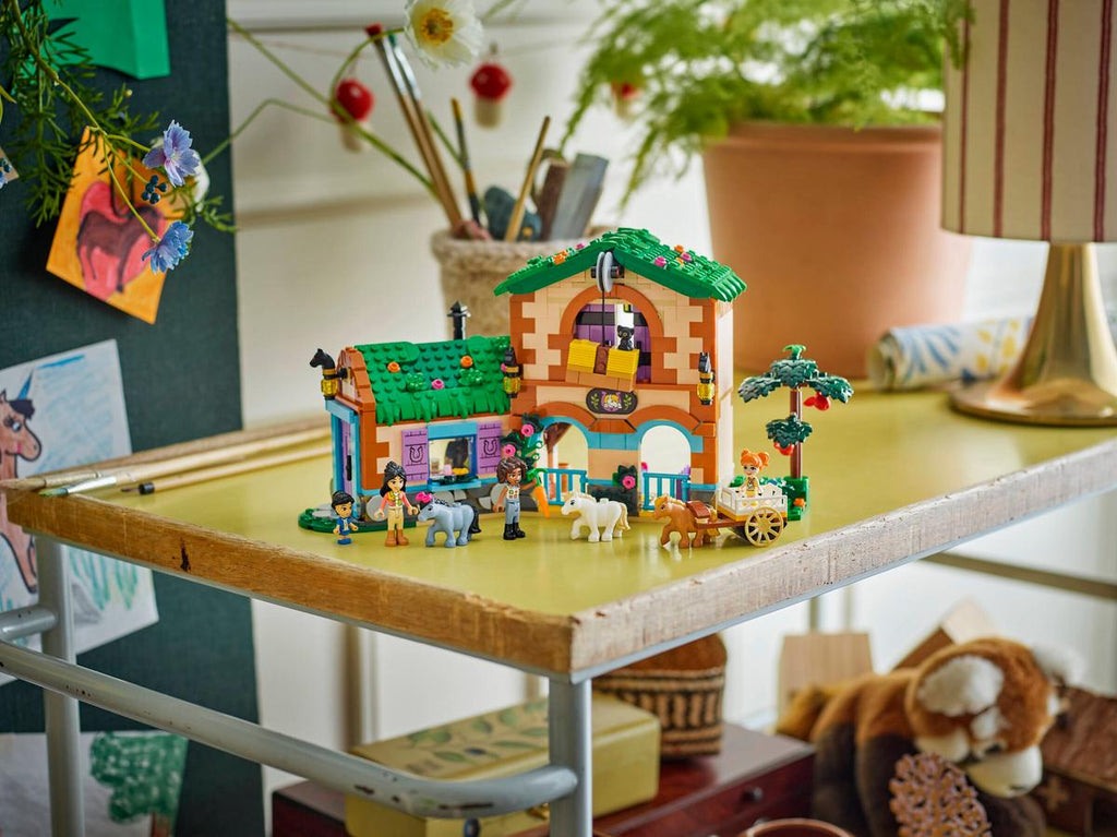LEGO Friends Ponyboerderij en Stal - 42654