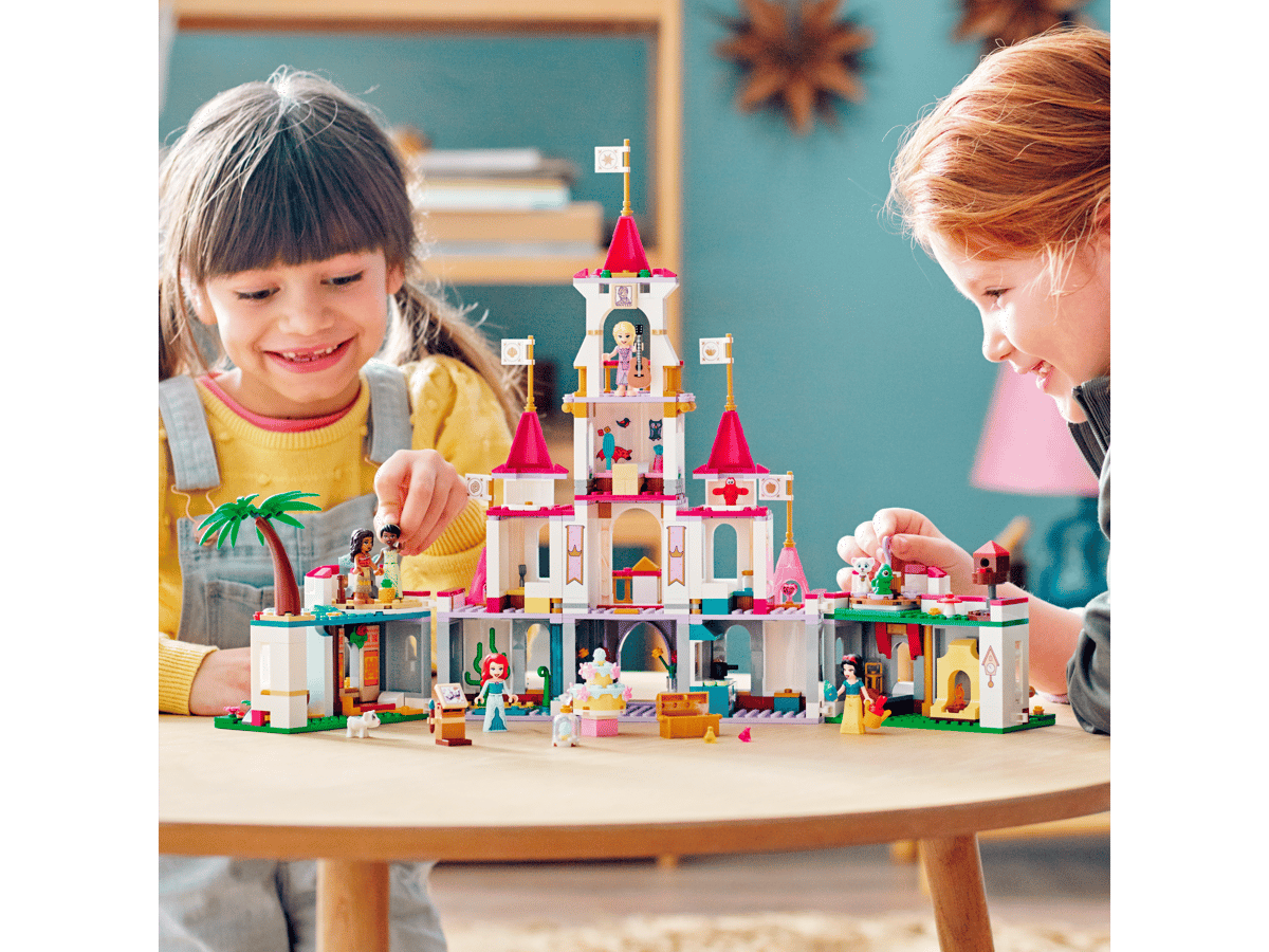 LEGO Disney Het ultieme avonturenkasteel - 43205
