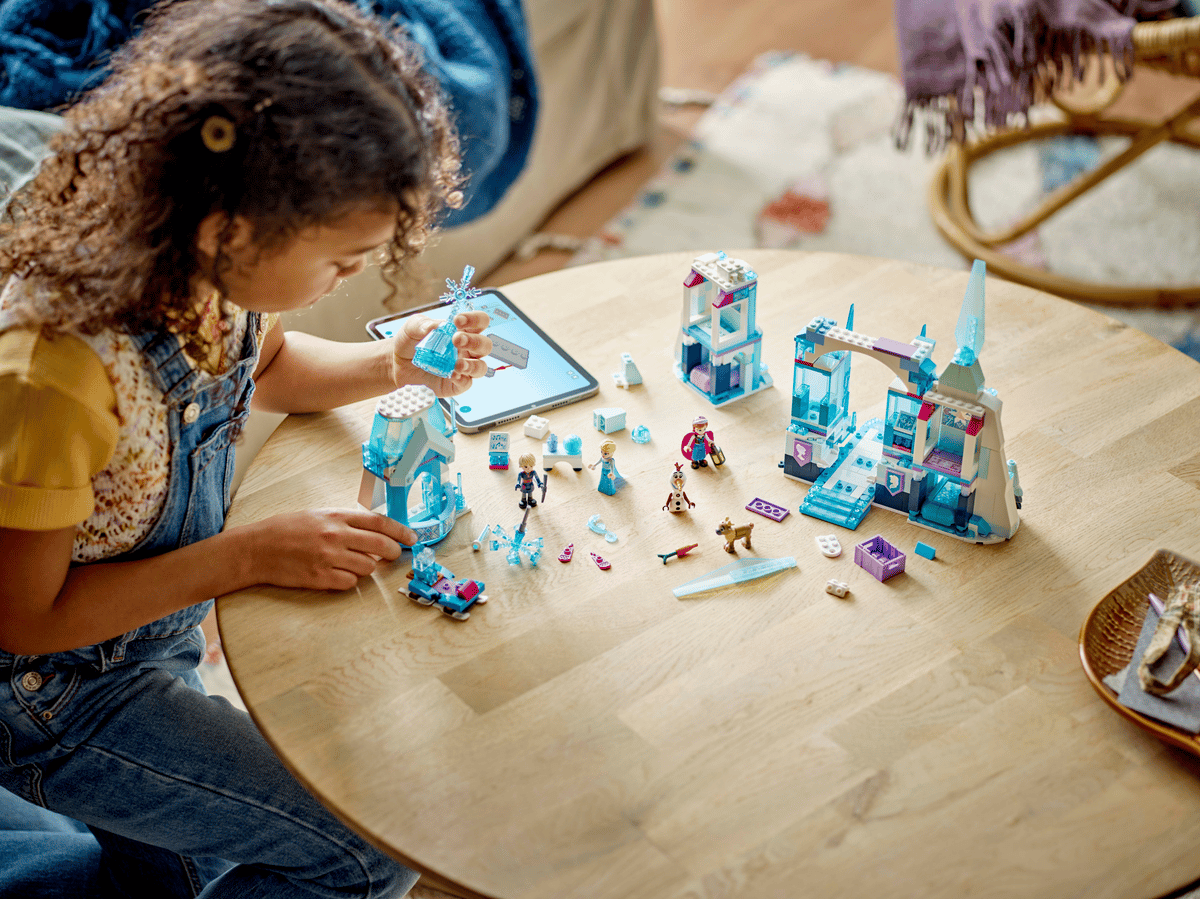 LEGO Disney Frozen Elsa's ijspaleis - 43244