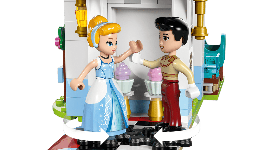 LEGO Disney Princess Assepoesters kasteel en paardenkoets - 43275