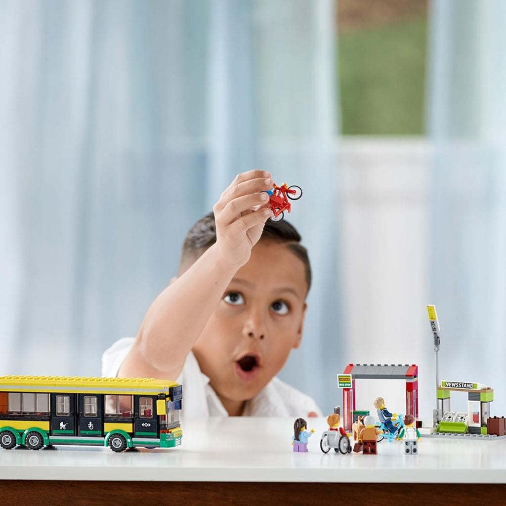 LEGO City Busstation - 60154