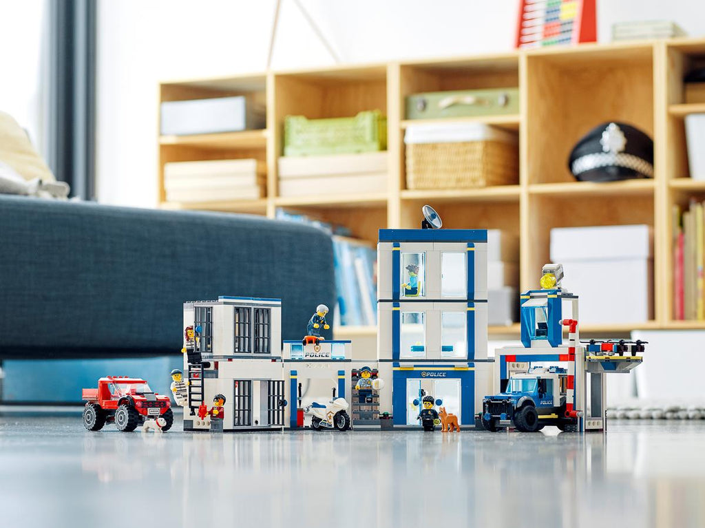 LEGO City Police Station - 60246