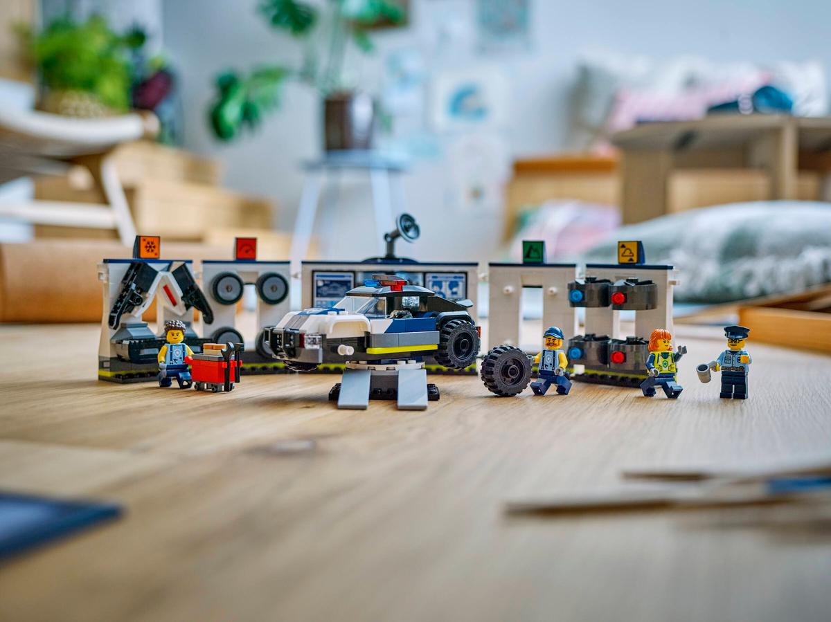 LEGO City Garage voor Politieauto's - 60457