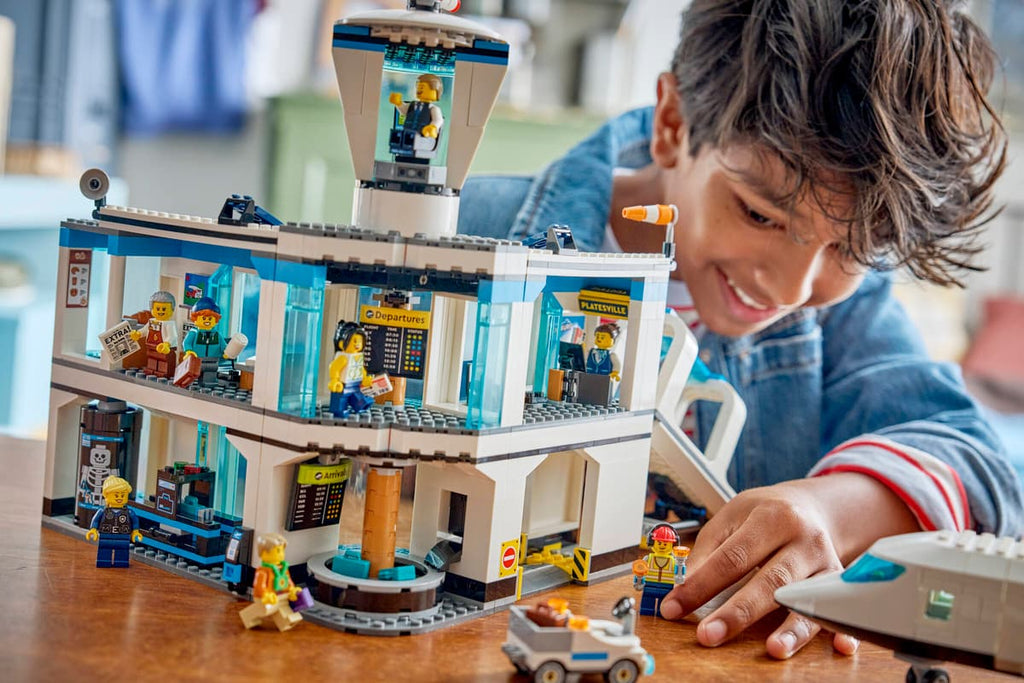 LEGO City Luchthaven met Vliegtuig - 60502