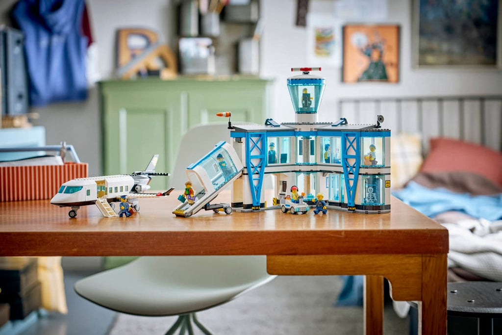 LEGO City Luchthaven met Vliegtuig - 60502