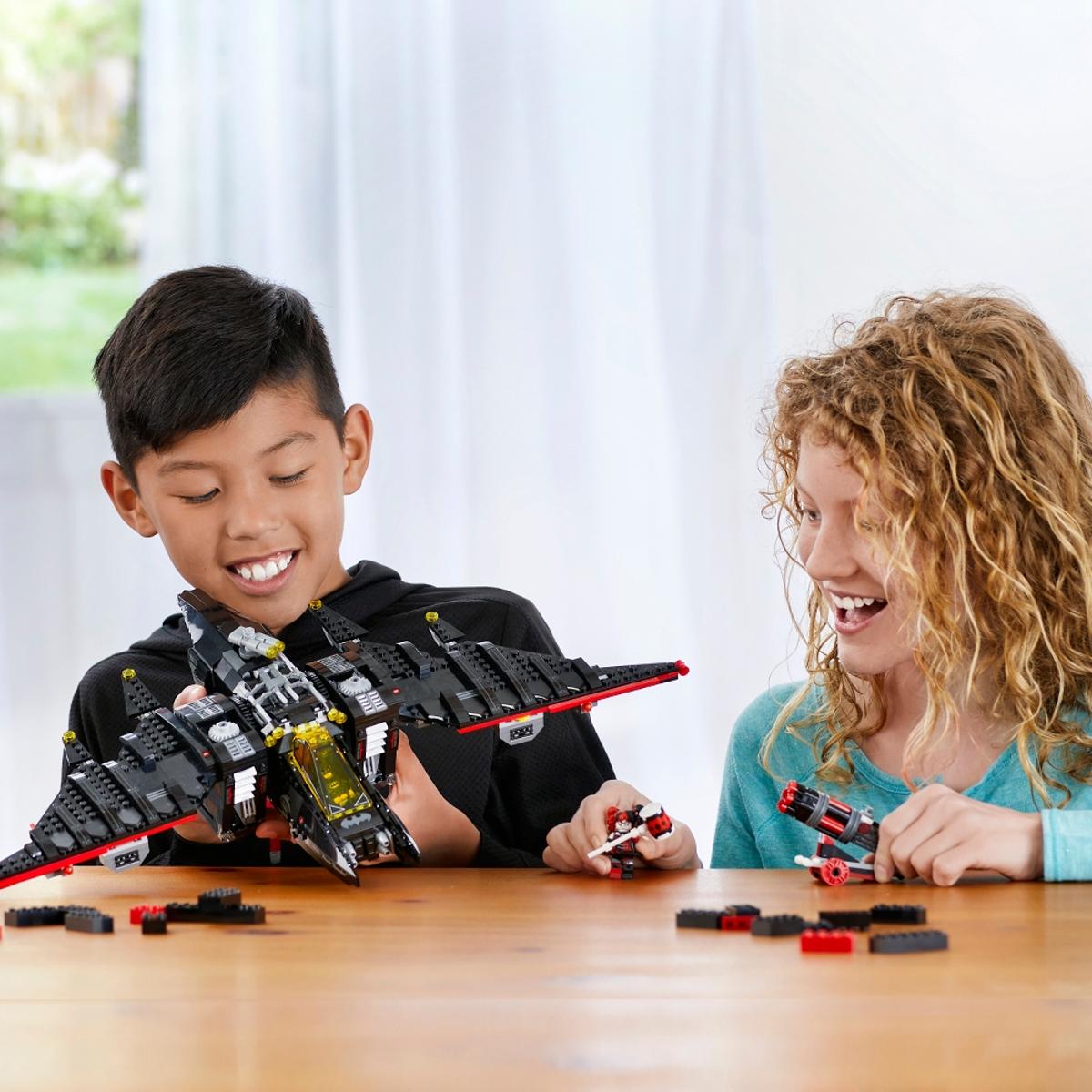 LEGO Batman De Batwing - 70916