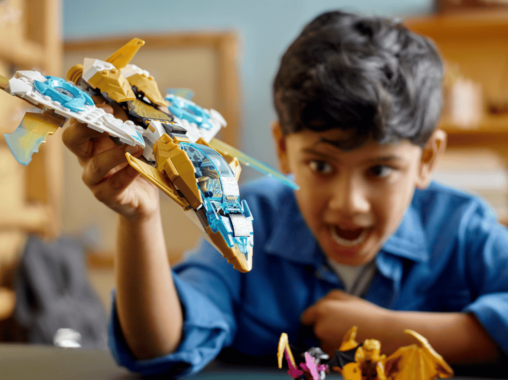 LEGO NINJAGO Zane's gouden drakenvliegtuig - 71770