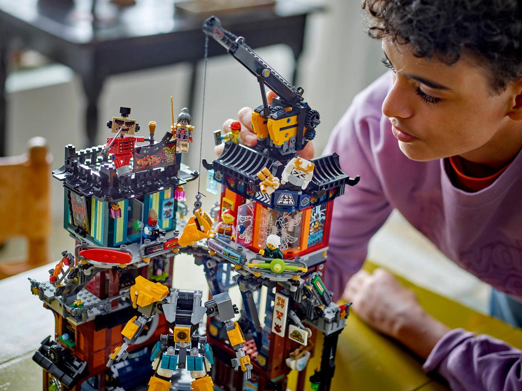LEGO Ninjago City werkplaatsen - 71837