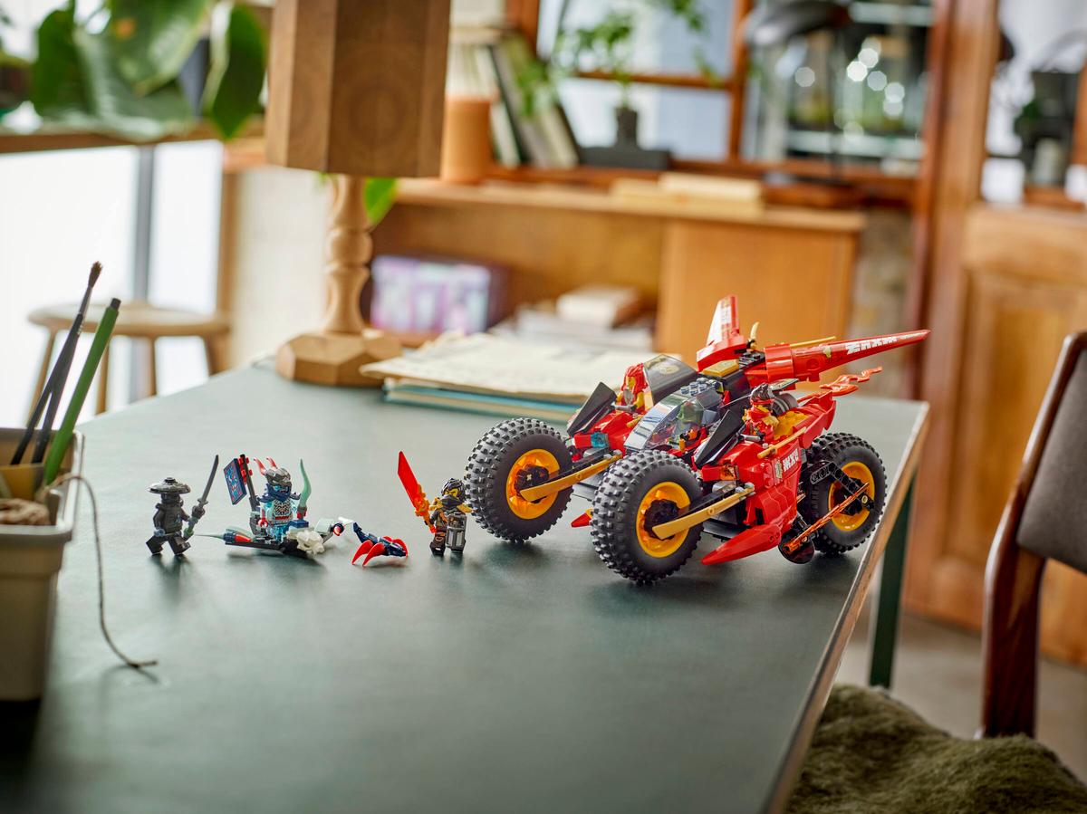 LEGO Ninjago Ninja Strijdvoertuig - 71844