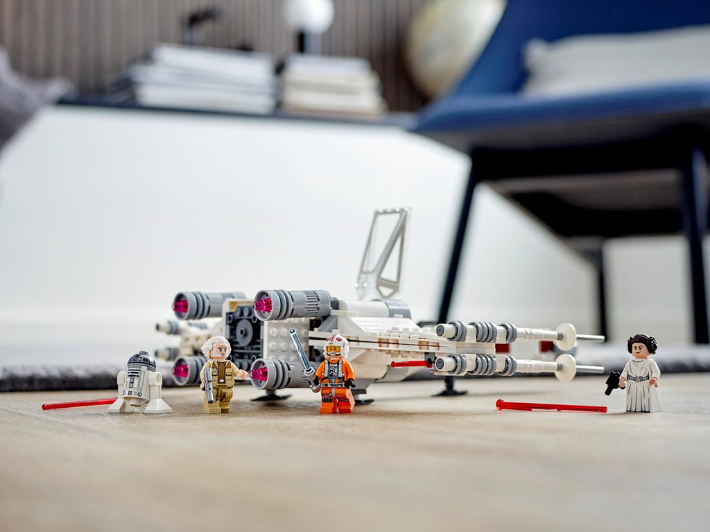LEGO Star Wars Luke Skywalker’s X-Wing Fighter - 75301