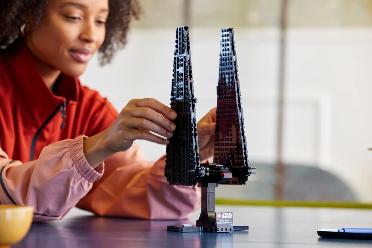 LEGO Star Wars Kylo Rens Command Shuttle - 75406