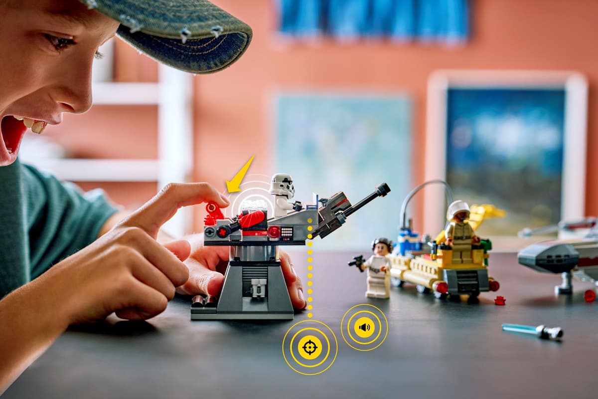 LEGO Star Wars SMART Play: Luke's Red Five X-Wing - 75423