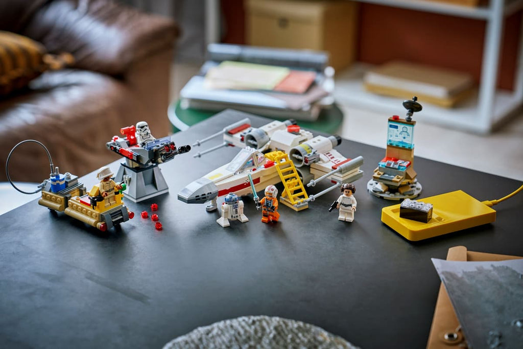 LEGO Star Wars SMART Play: Luke's Red Five X-Wing - 75423